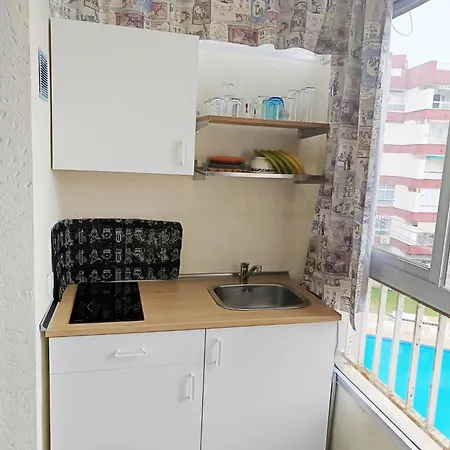 Bright With Pool, Torrecilla