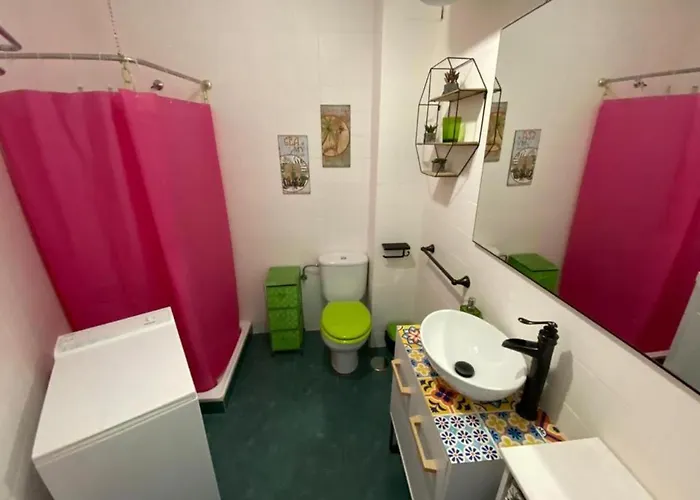 Bright With Pool, Torrecilla