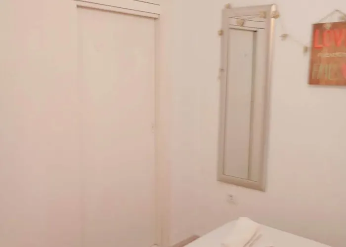 Apartamento Bright With Pool, Torrecilla